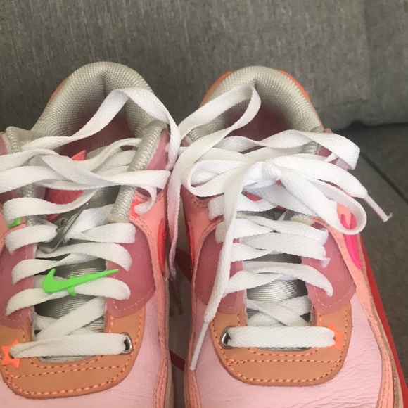 Nike Air Max 90 Bright Crimson Pure Platinum Sneakers CT3449 600 - Picture 4 of 12